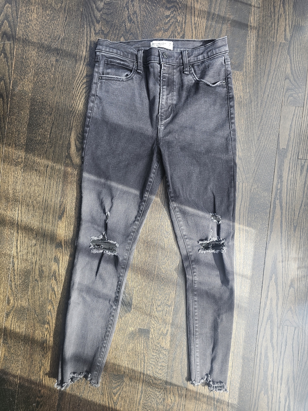 Abercrombie & Fitch Women's Washed Black Distressed Skinny Jeans